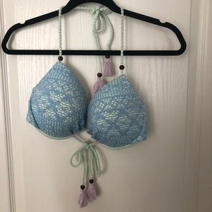 Victoria’s Secret bikini top